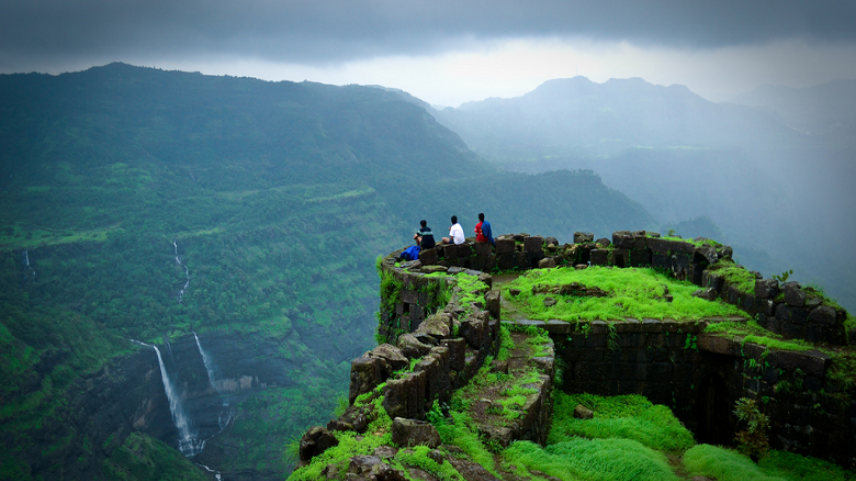 Lonavala Monsoon Travel Guide – Best Things To Do